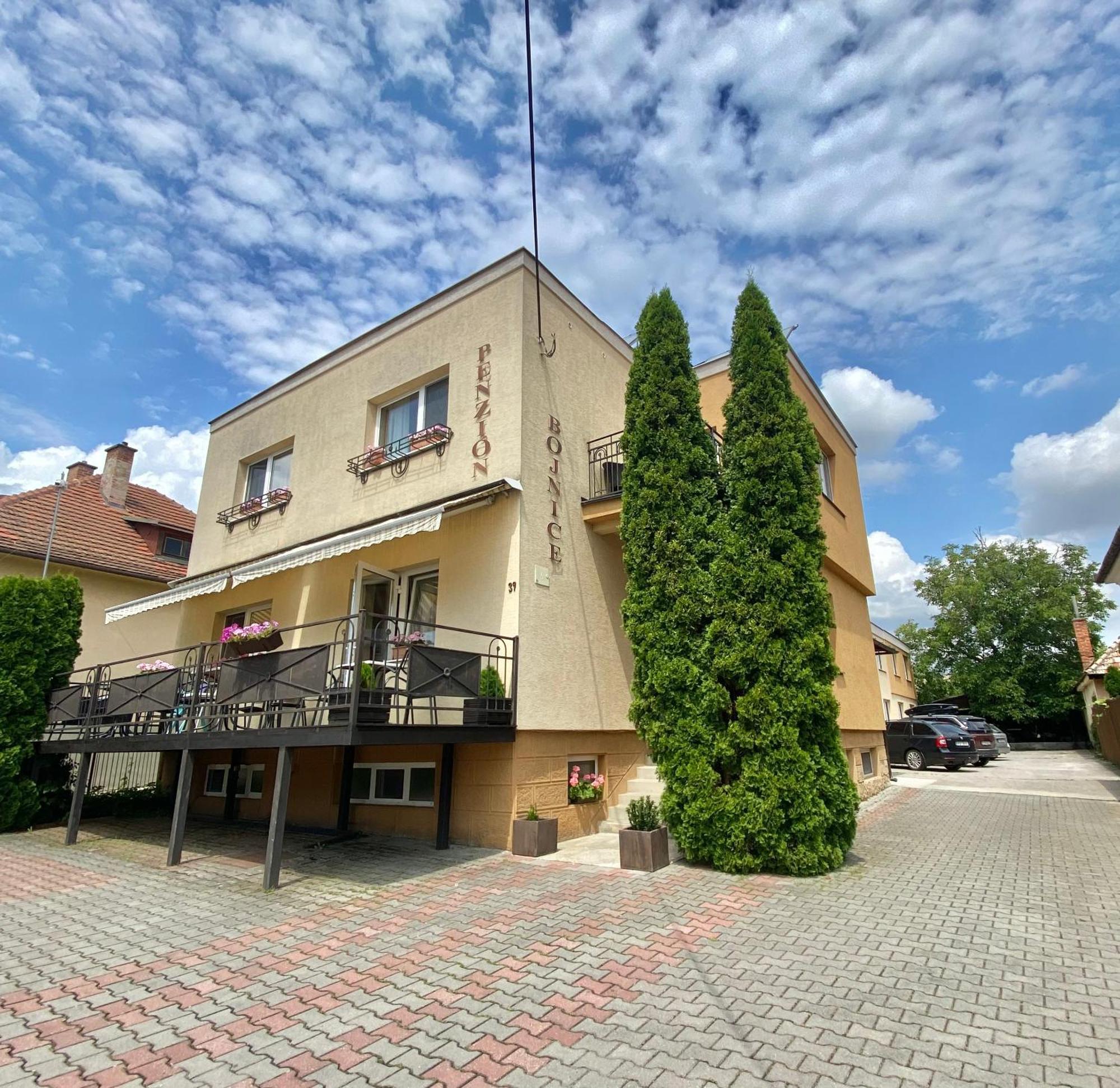 Penzion Bojnice Bagian luar foto